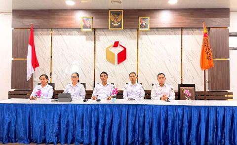Badan Pengawas Pemilihan Umum (Bawaslu) Provinsi Nusa Tenggara Timur (NTT) menggelar kegiatan Rapat Koordinasi Pembinaan Pelaksanaan Penanganan Pelanggaran Bawaslu se-Provinsi NTT dengan tema “Menakar Implikasi Penerapan KUHP dan KUHAP Baru Terhadap Penegakkan Hukum Pemilu”, Rabu (20/05/2026) secara hybrid (luring & daring).