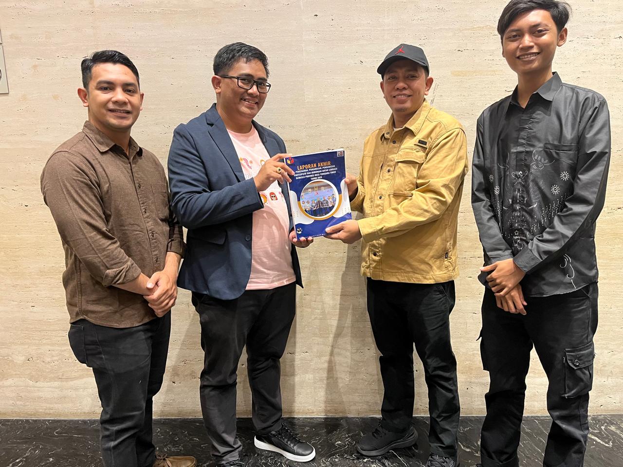 Penyerahan Laporan P2H Bawaslu Provinsi NTT
