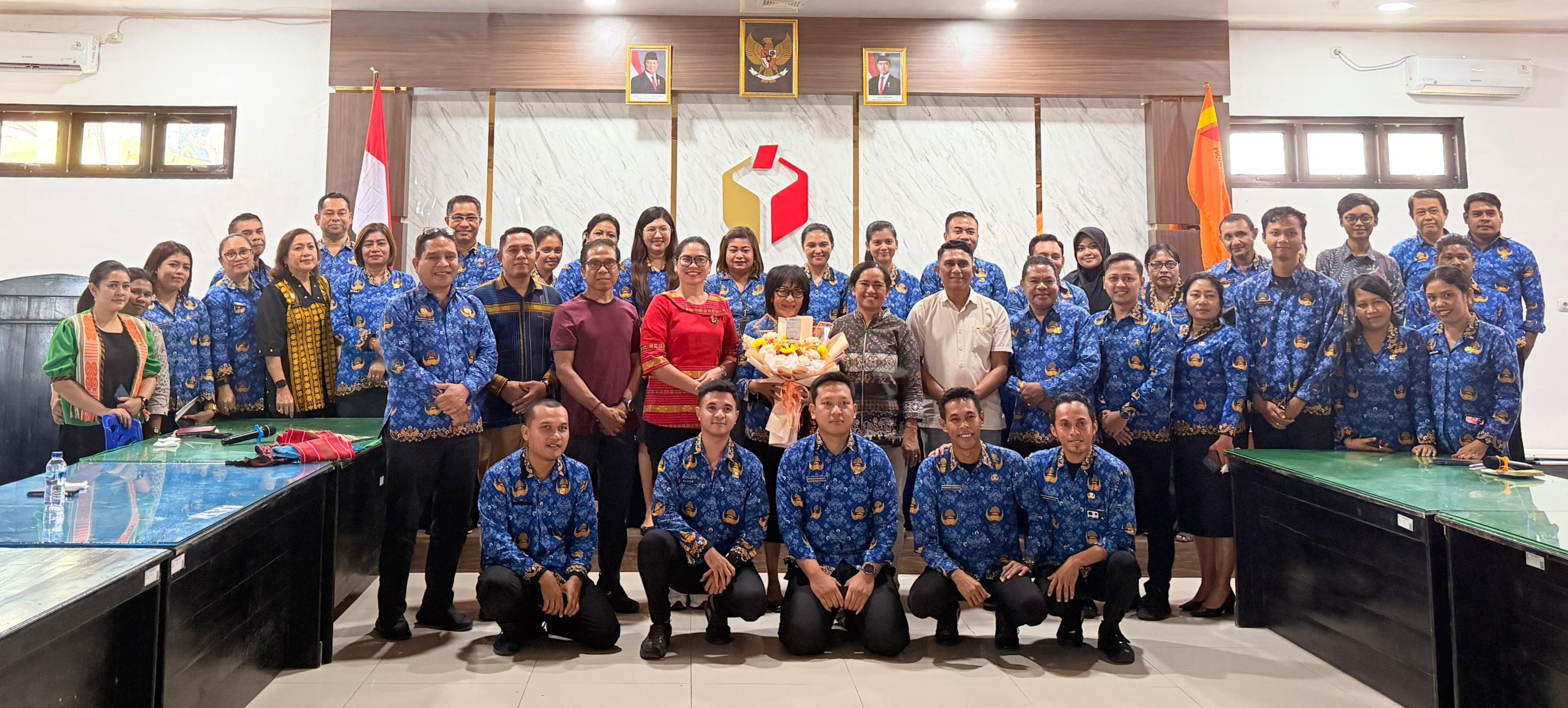 Suasana khidmat sekaligus haru menyelimuti Aula Kantor Bawaslu Provinsi Nusa Tenggara Timur (NTT) pada Kamis (30/04/2026).