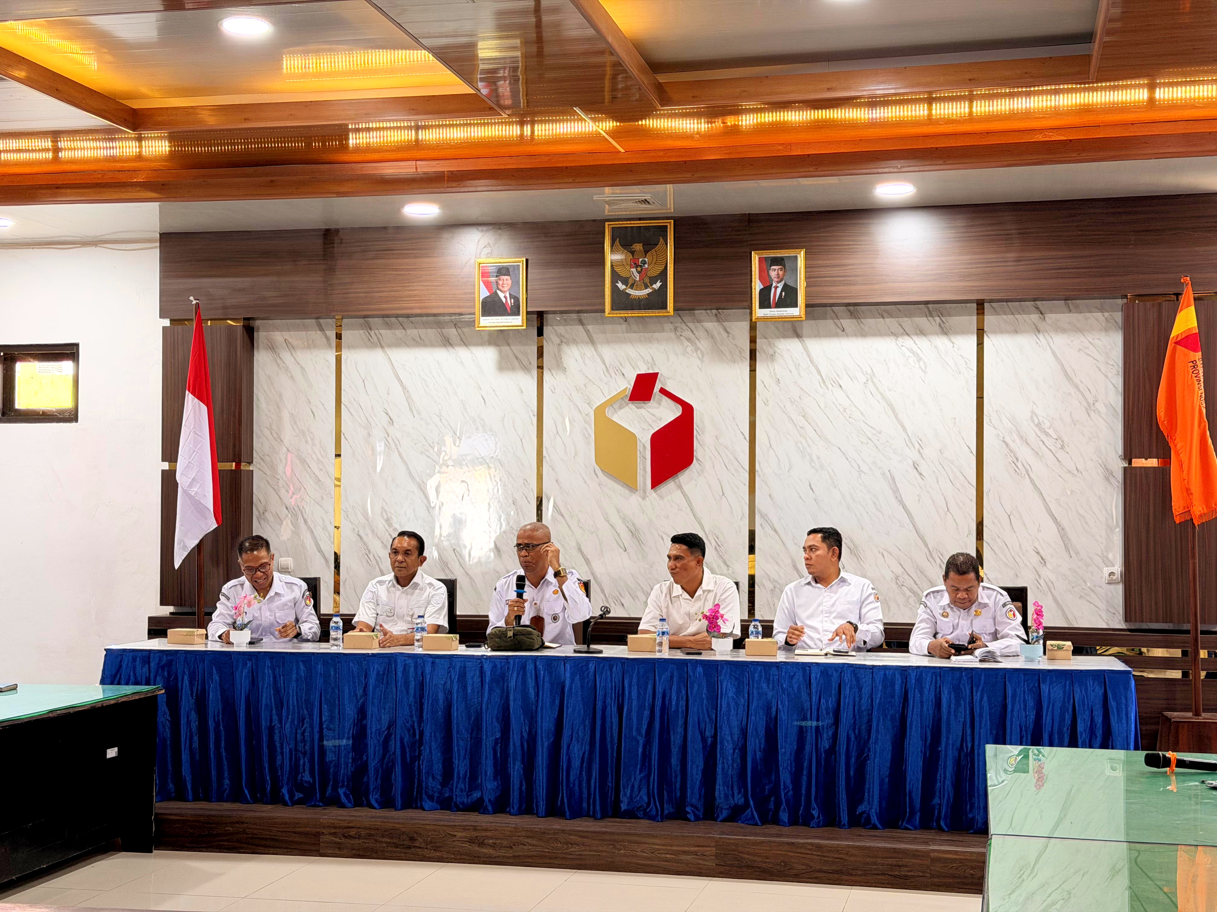 Badan Pengawas Pemilihan Umum (Bawaslu) Provinsi Nusa Tenggara Timur (NTT) menyelenggarakan kegiatan Sosialisasi dan Aktivasi Identitas Kependudukan Digital (IKD) pada hari Rabu, 6 Mei 2026.