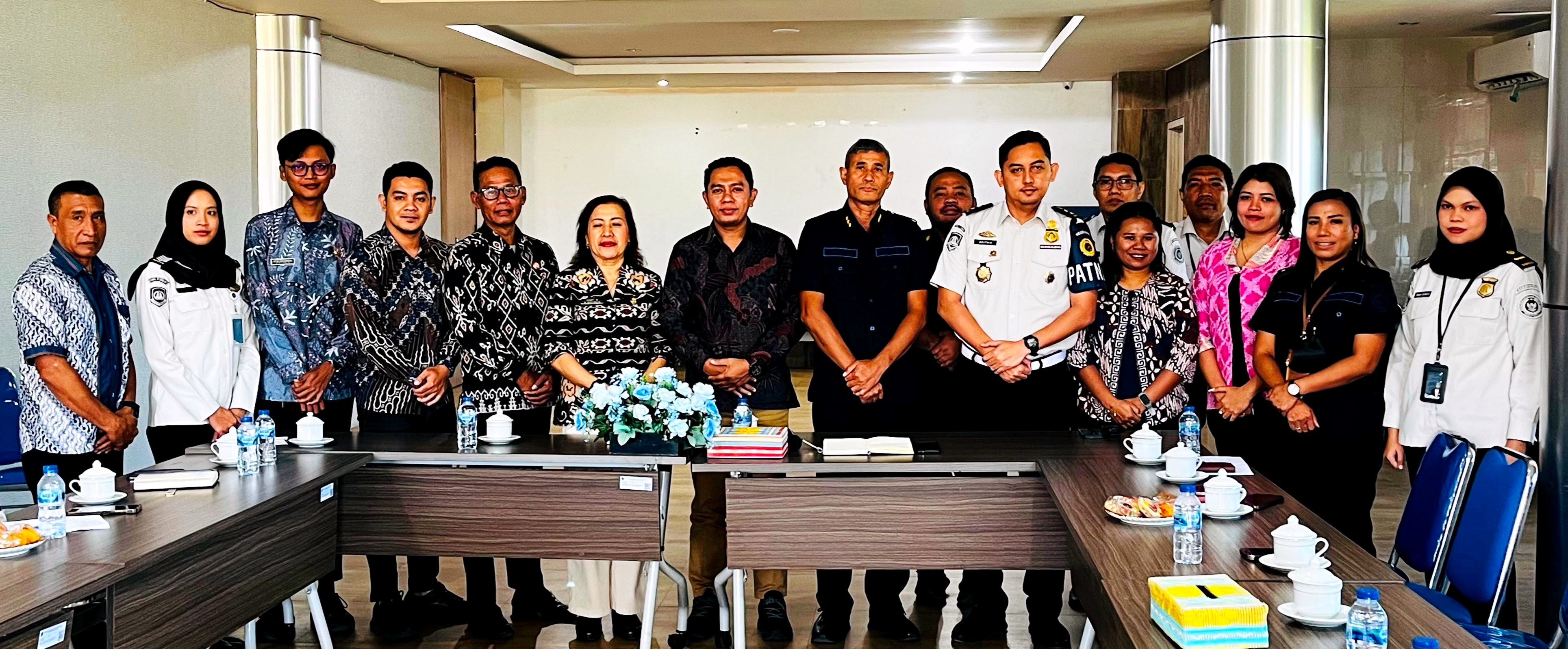 Status kewarganegaraan menjadi salah satu perhatian penting dalam pengawasan Pemutakhiran Data Pemilih Berkelanjutan (PDPB) Tahun 2026 di Provinsi Nusa Tenggara Timur (NTT).