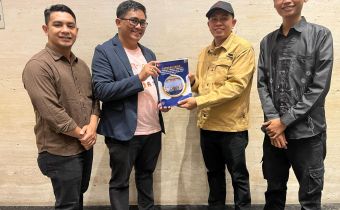 Penyerahan Laporan P2H Bawaslu Provinsi NTT