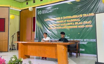 Ketua Bawaslu NTT