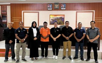 Dalam upaya memperkuat keterbukaan informasi publik yang berkesinambungan, jajaran Badan Pengawas Pemilihan Umum (Bawaslu) Provinsi Nusa Tenggara Timur (NTT) melakukan kunjungan audiensi ke Kantor Komisi Informasi (KI) Provinsi NTT pada jumat 20 Februari 2026 Pukul 13.30 Wita.
