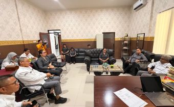 Bawaslu Provinsi Nusa Tenggara Timur melaksanakan koordinasi dengan KPU Provinsi Nusa Tenggara Timur dalam rangka membahas hasil pengawasan data pemilih Triwulan I Tahun 2026 yang telah dilaksanakan oleh Bawaslu kabupaten/kota se-NTT.