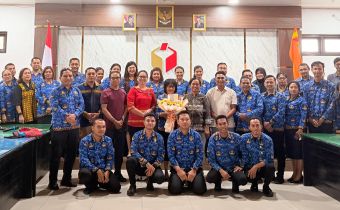 Suasana khidmat sekaligus haru menyelimuti Aula Kantor Bawaslu Provinsi Nusa Tenggara Timur (NTT) pada Kamis (30/04/2026).