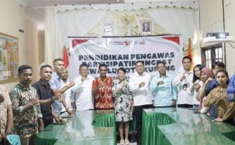 Anggota Bawaslu Provinsi Nusa Tenggara Timur Amrunur Muh. Darwan menghadiri sekaligus membuka kegiatan Pendidikan Pengawas Partisipatif (P2P) tingkat Bawaslu Kota Kupang yang berlangsung pada Rabu, 20 Mei 2026. 