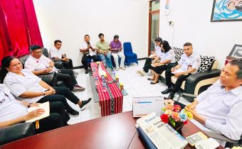 Badan Pengawas Pemilihan Umum (Bawaslu) Provinsi Nusa Tenggara Timur (NTT) melaksanakan agenda nasional "Konsolidasi Demokrasi" sebagai upaya menjaring masukan strategis guna meningkatkan kualitas demokrasi dan evaluasi penyelenggaraan Pemilu.