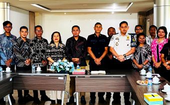Status kewarganegaraan menjadi salah satu perhatian penting dalam pengawasan Pemutakhiran Data Pemilih Berkelanjutan (PDPB) Tahun 2026 di Provinsi Nusa Tenggara Timur (NTT).