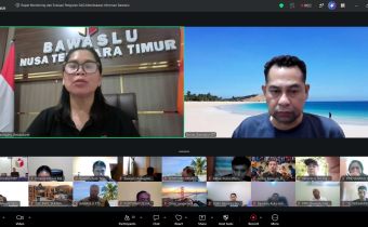 Cermat Mengisi SAQ, Bawaslu NTT Perkuat Komitmen Keterbukaan Informasi Publik